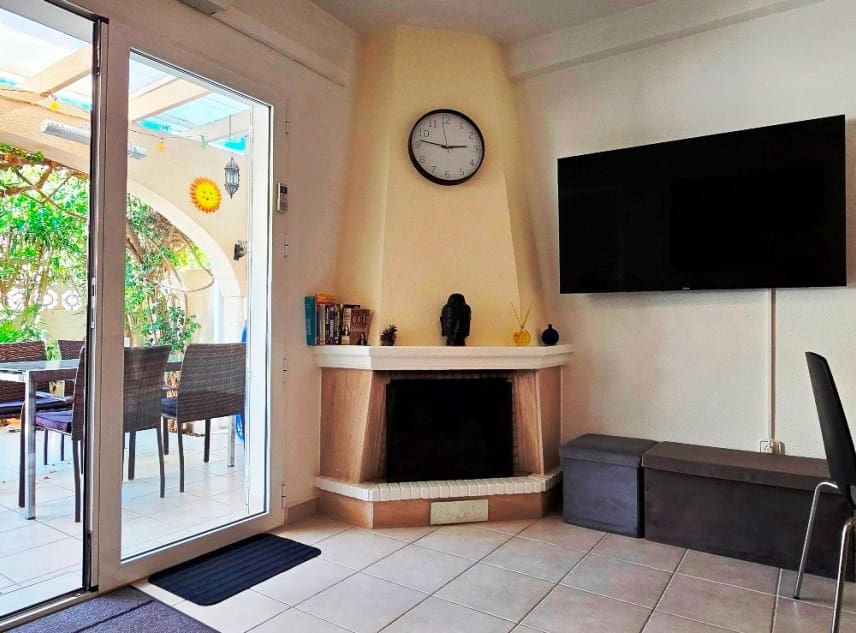 2 sypialnia Dom na sprzedaż w El Chaparral z basenem - 150 000 € (Ref: 9352876)