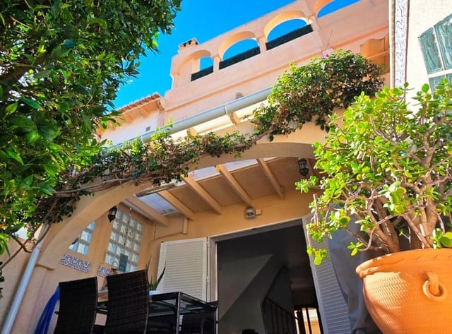 2 slaapkamer Huis te koop in El Chaparral, Torrevieja met zwembad - € 150.000 (Ref: 9352876)