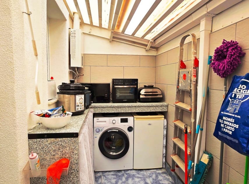 2 soverom Hus til salgs i El Chaparral med svømmebasseng garasje - € 150 000 (Ref: 9360747)