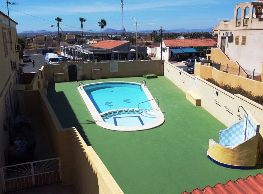 2 soverom Hus til salgs i El Chaparral med svømmebasseng garasje - € 150 000 (Ref: 9360747)