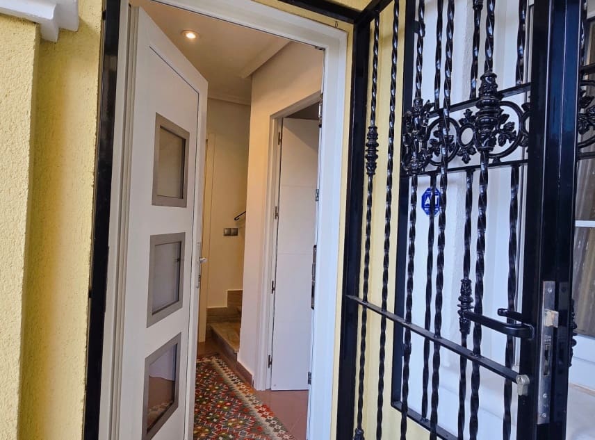 3 slaapkamer Villa te koop in Los Dolses met zwembad garage - € 375.000 (Ref: 9374740)