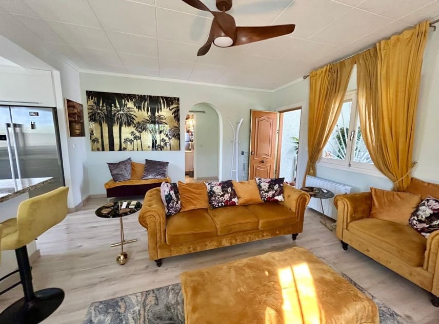 2 sypialnia Willa na sprzedaż w San Luis z basenem garażem - 359 950 € (Ref: 9386680)