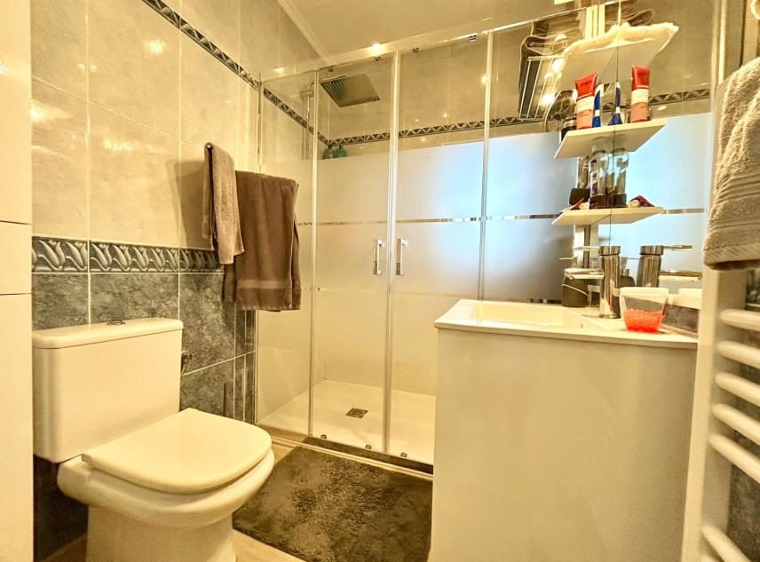 2 sypialnia Willa na sprzedaż w San Luis z basenem garażem - 359 950 € (Ref: 9386680)