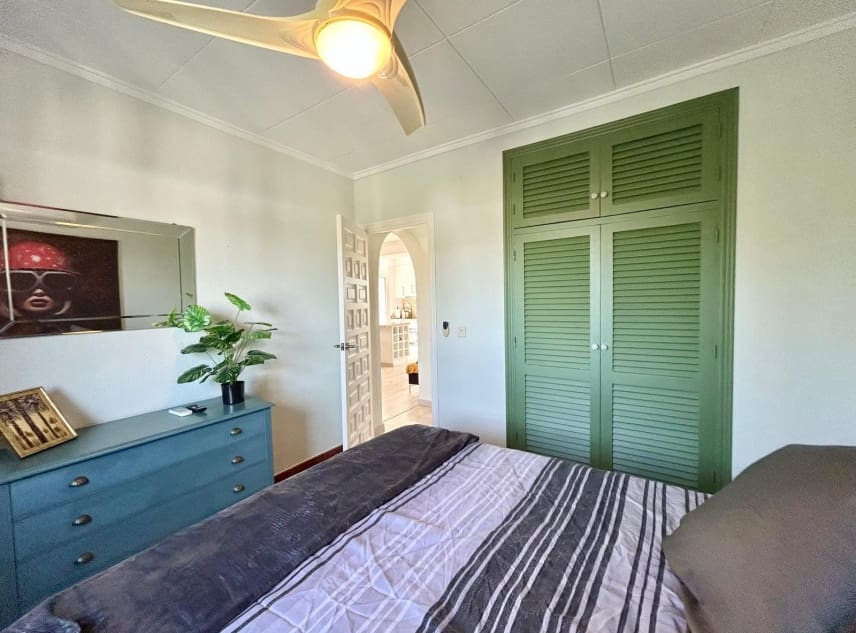 2 sypialnia Willa na sprzedaż w San Luis z basenem garażem - 359 950 € (Ref: 9386680)