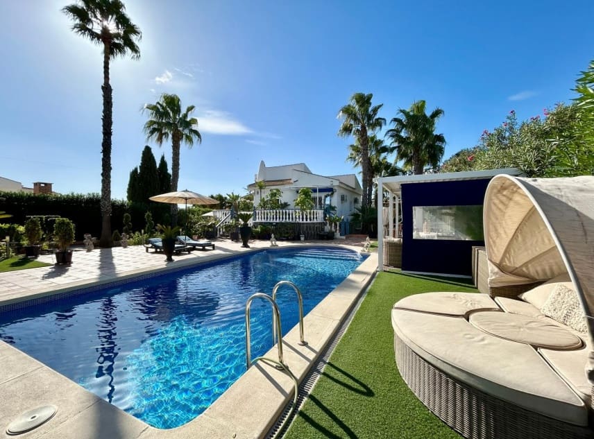 2 sypialnia Willa na sprzedaż w San Luis z basenem garażem - 359 950 € (Ref: 9386680)