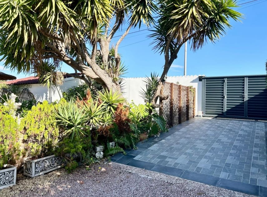 2 sypialnia Willa na sprzedaż w San Luis z basenem garażem - 359 950 € (Ref: 9386680)