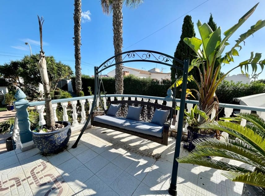 2 sypialnia Willa na sprzedaż w San Luis z basenem garażem - 359 950 € (Ref: 9386680)