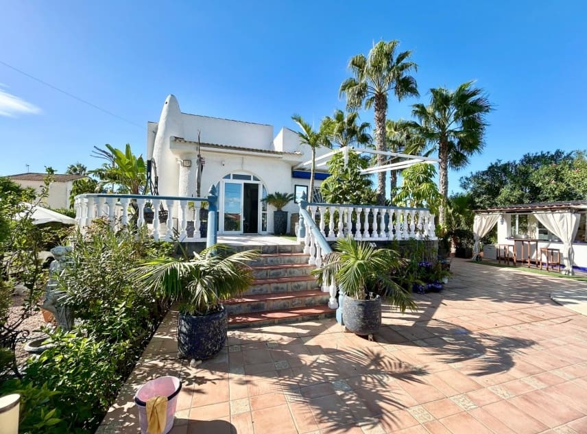 2 sypialnia Willa na sprzedaż w San Luis z basenem garażem - 359 950 € (Ref: 9386680)