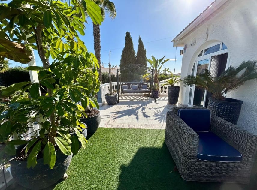 2 sypialnia Willa na sprzedaż w San Luis z basenem garażem - 359 950 € (Ref: 9386680)