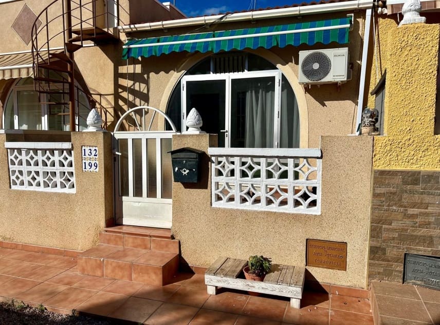 1 slaapkamer Bungalow te koop in La Siesta - € 86.000 (Ref: 9410053)