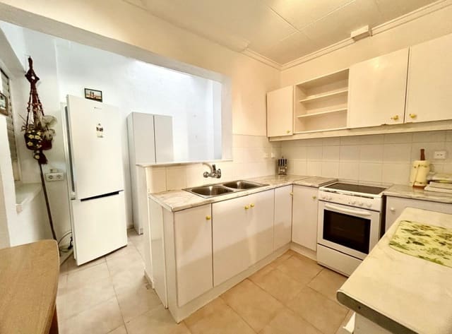 2 quarto Bungalow para venda em La Siesta, Torrevieja com garagem - 116 000 € (Ref: 9419489)