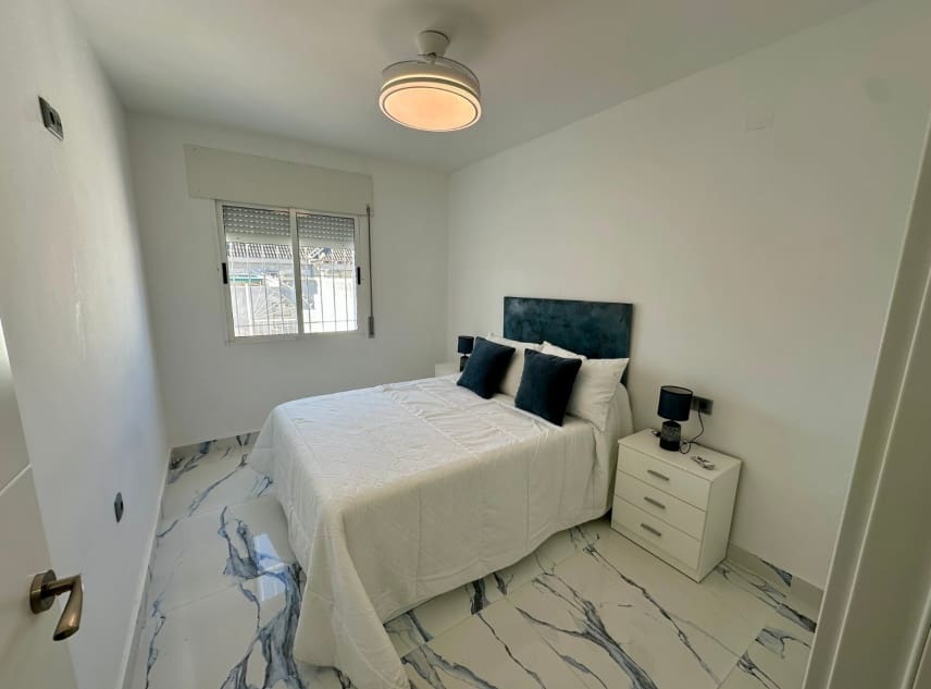 2 soverom Bungalow til salgs i La Siesta med garasje - € 177 000 (Ref: 9426572)