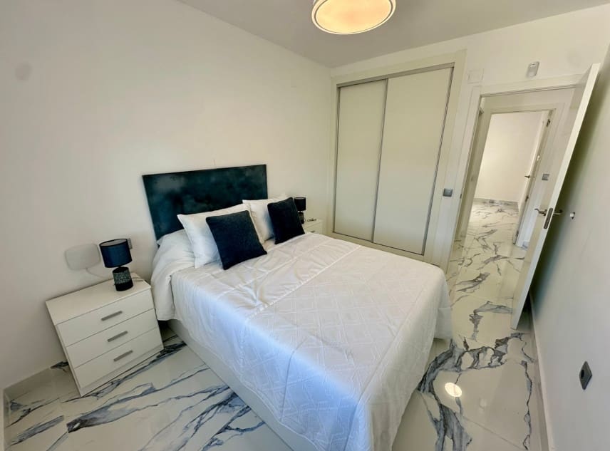 2 soverom Bungalow til salgs i La Siesta med garasje - € 177 000 (Ref: 9426572)