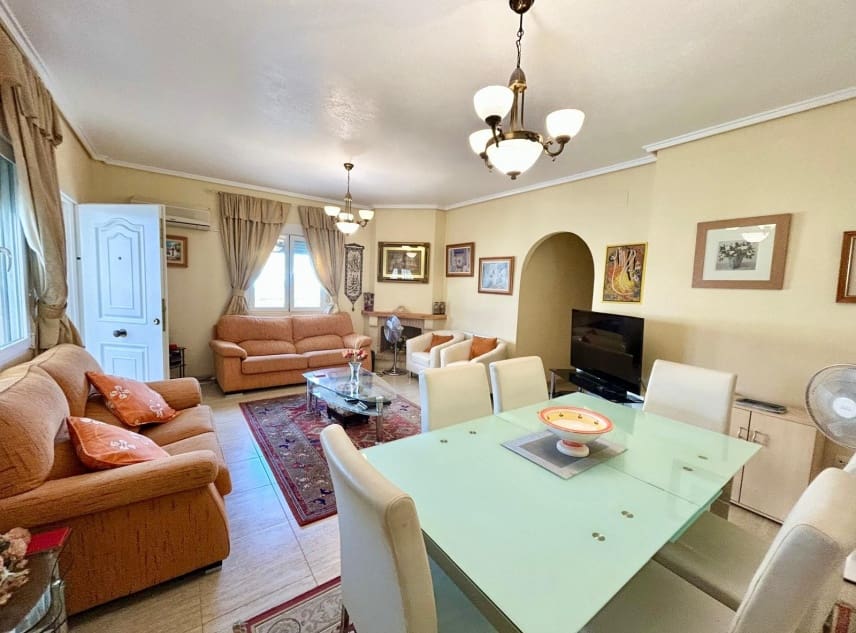 3 chambre Villa/Maison à vendre à El Chaparral avec piscine garage - 315 000 € (Ref: 9432414)