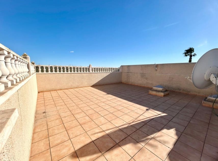 3 chambre Villa/Maison à vendre à El Chaparral avec piscine garage - 315 000 € (Ref: 9432414)