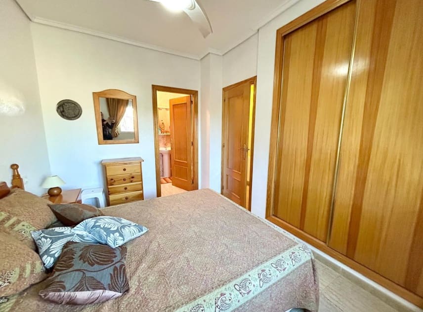 3 chambre Villa/Maison à vendre à El Chaparral avec piscine garage - 315 000 € (Ref: 9432414)