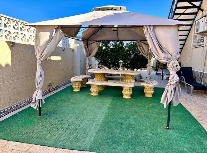 3 chambre Villa/Maison à vendre à El Chaparral avec piscine garage - 315 000 € (Ref: 9432414)