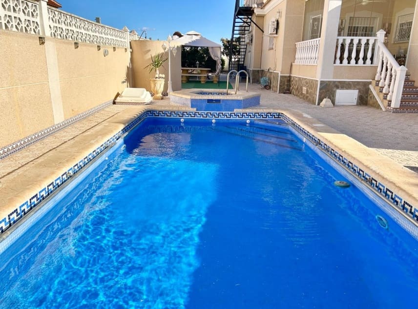 3 chambre Villa/Maison à vendre à El Chaparral avec piscine garage - 315 000 € (Ref: 9432414)