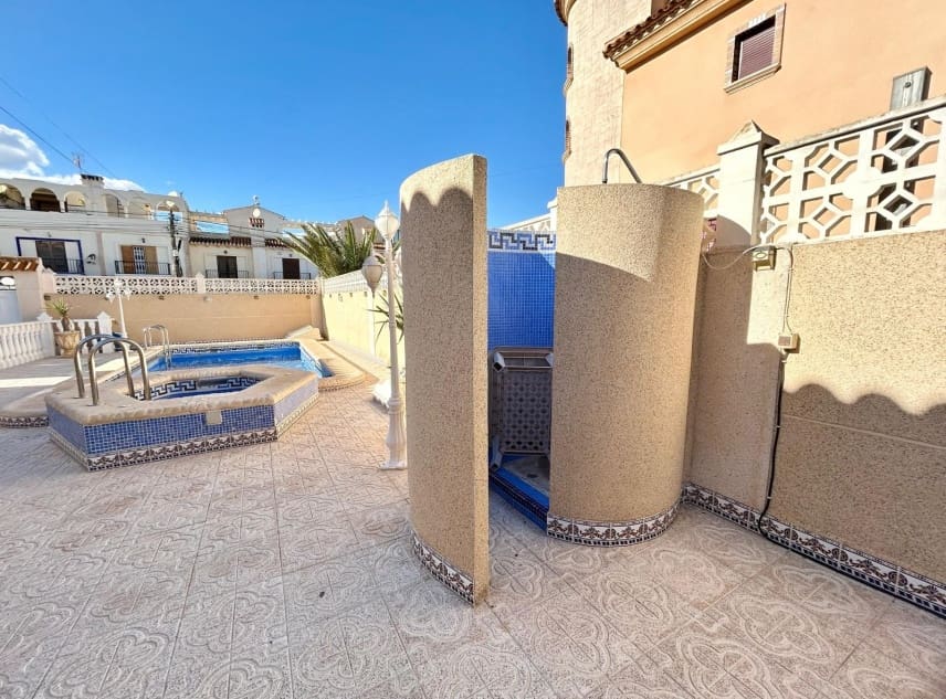 3 chambre Villa/Maison à vendre à El Chaparral avec piscine garage - 315 000 € (Ref: 9432414)