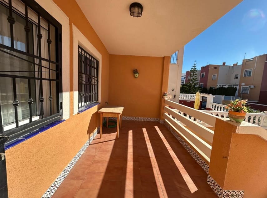 2 bedroom Bungalow for sale in Dream Hills with pool - € 135,000 (Ref: 9438793)