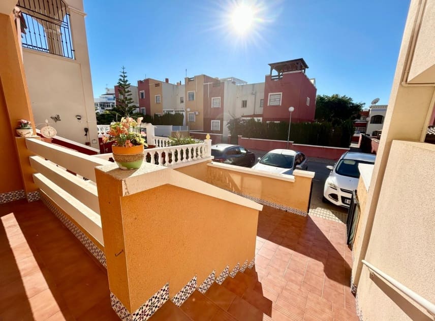 2 bedroom Bungalow for sale in Dream Hills with pool - € 135,000 (Ref: 9438793)