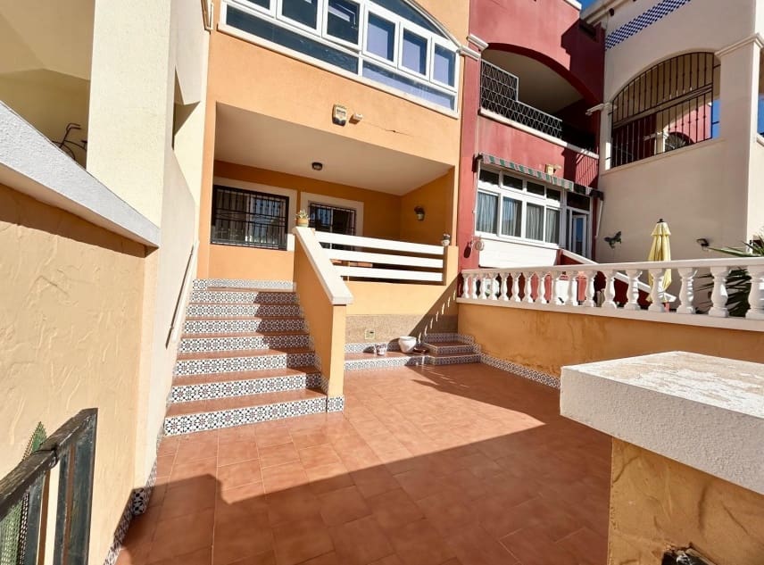 2 bedroom Bungalow for sale in Dream Hills with pool - € 135,000 (Ref: 9438793)