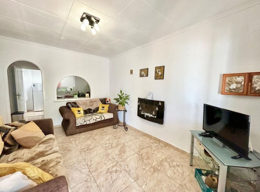 2 soverom Bungalow til salgs i La Siesta - € 110 000 (Ref: 9438794)