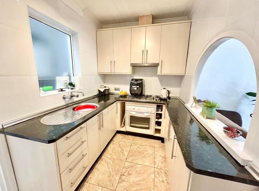 2 soverom Bungalow til salgs i La Siesta - € 110 000 (Ref: 9438794)