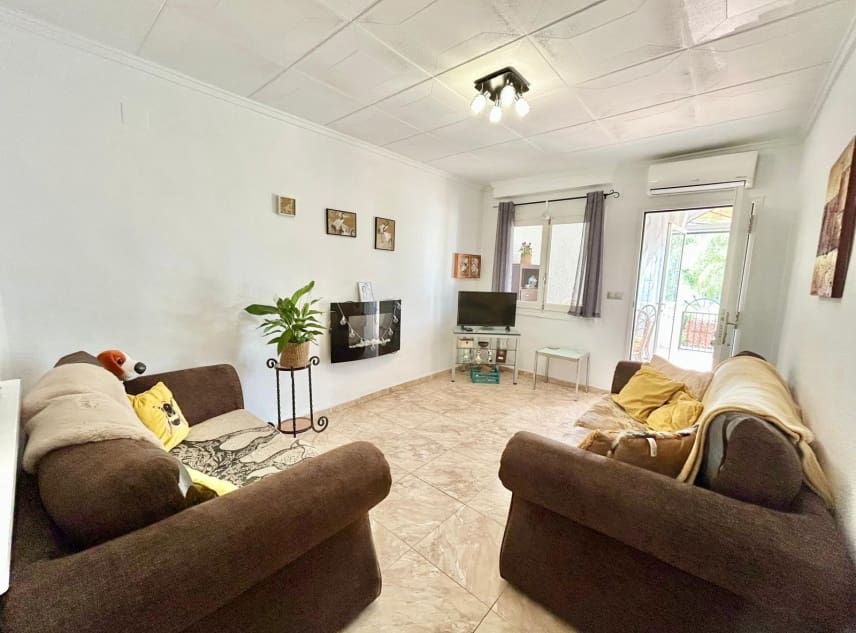 2 soverom Bungalow til salgs i La Siesta - € 110 000 (Ref: 9438794)