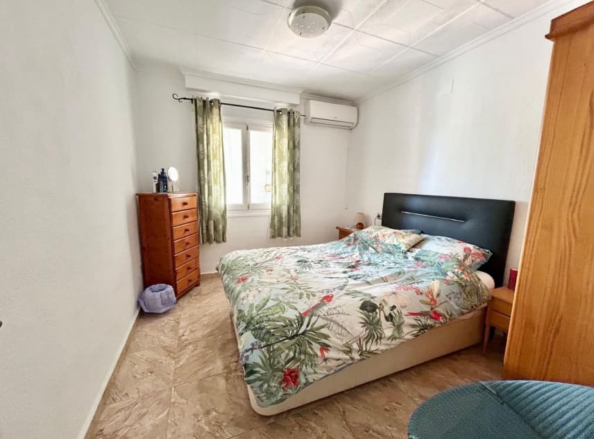 2 soverom Bungalow til salgs i La Siesta - € 110 000 (Ref: 9438794)