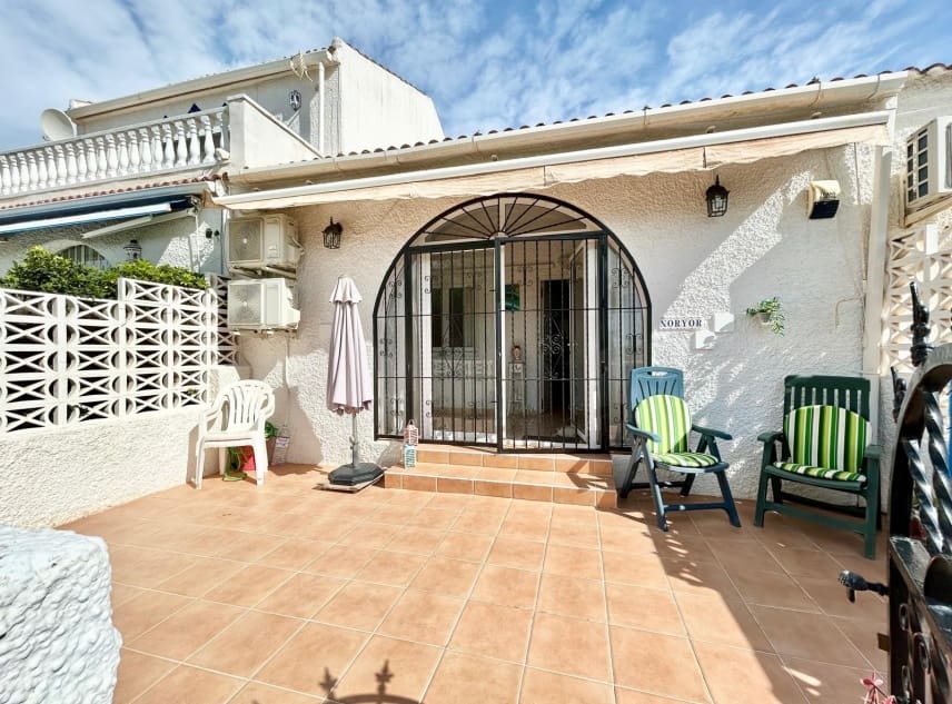 2 soverom Bungalow til salgs i La Siesta - € 110 000 (Ref: 9438794)