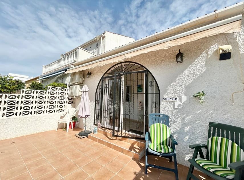 2 soverom Bungalow til salgs i La Siesta - € 110 000 (Ref: 9438794)