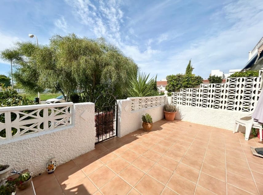 2 soverom Bungalow til salgs i La Siesta - € 110 000 (Ref: 9438794)