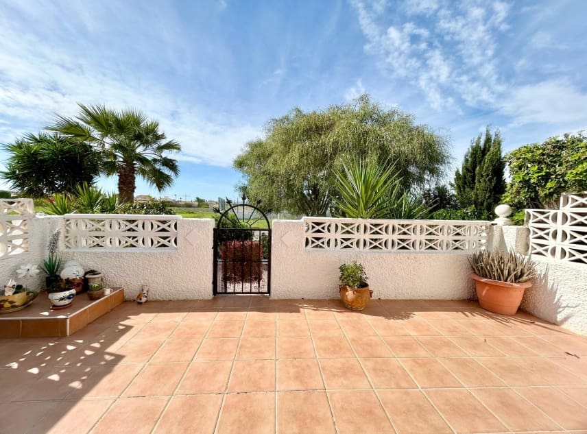 2 soverom Bungalow til salgs i La Siesta - € 110 000 (Ref: 9438794)