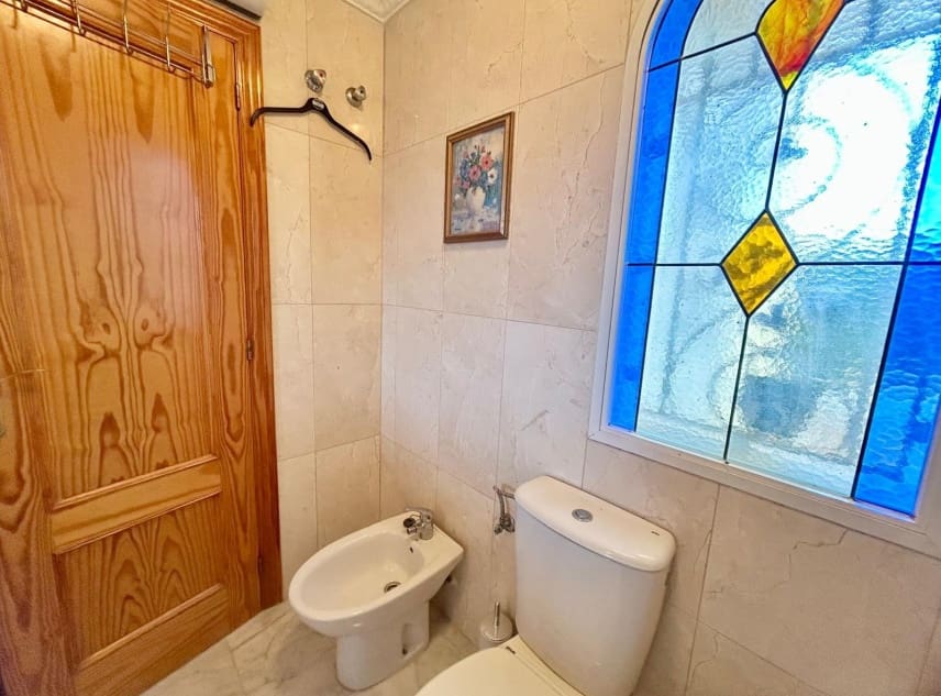 3 chambre Villa/Maison à vendre à La Torreta avec piscine garage - 350 000 € (Ref: 9447371)