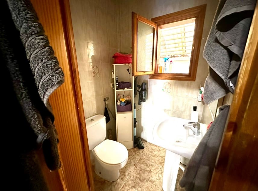 2 bedroom Townhouse for sale in El Chaparral with pool - € 139,000 (Ref: 9487925)