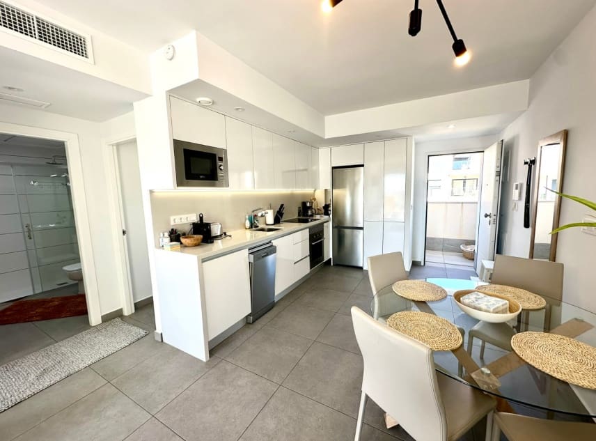 2 soverom Penthouse til salgs i Villamartin med svømmebasseng garasje - € 298 000 (Ref: 9511343)