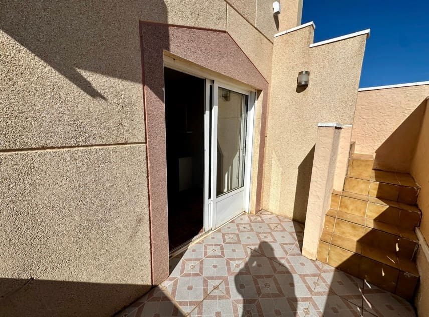 2 sypialnia Dom na sprzedaż w La Siesta - 136 000 € (Ref: 9584555)