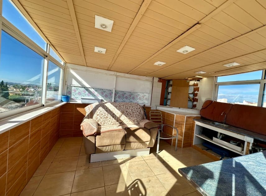 2 sypialnia Dom na sprzedaż w La Siesta - 136 000 € (Ref: 9584555)