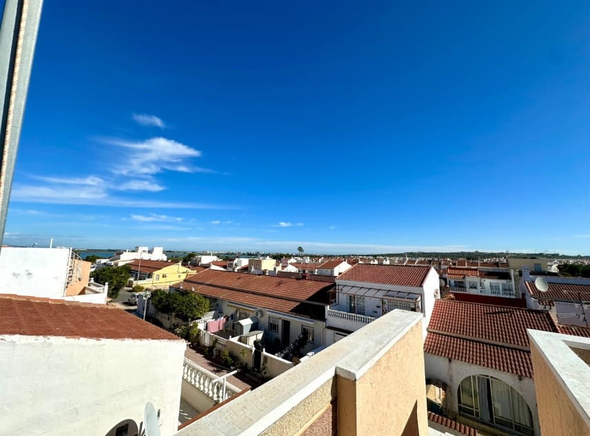 2 sypialnia Dom na sprzedaż w La Siesta - 136 000 € (Ref: 9584555)