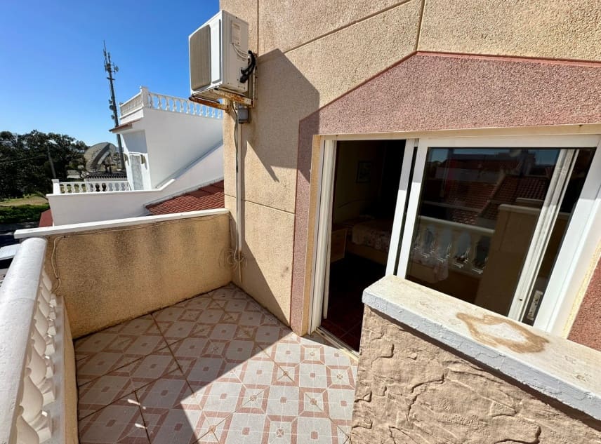 2 sypialnia Dom na sprzedaż w La Siesta - 136 000 € (Ref: 9584555)