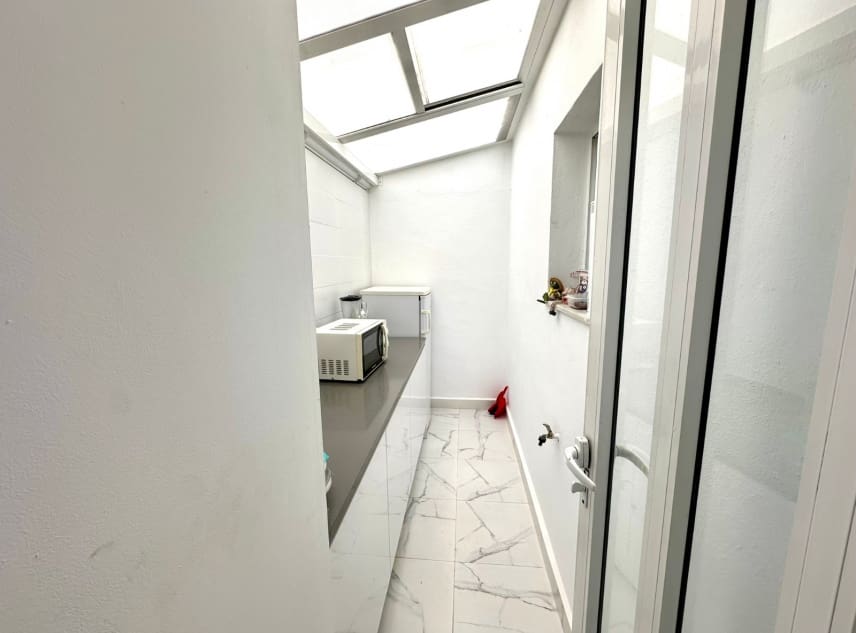 2 sovrum Hus till salu i Torrevieja med pool garage - 165 000 € (Ref: 9606785)