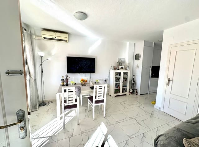 2 sovrum Hus till salu i El Chaparral - La Siesta - La Torreta, Torrevieja med pool garage - 165 000 € (Ref: 9606785)