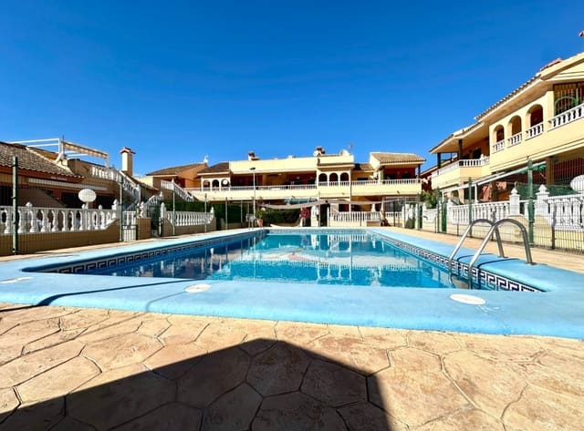 2 sovrum Hus till salu i El Chaparral - La Siesta - La Torreta, Torrevieja med pool garage - 165 000 € (Ref: 9606785)