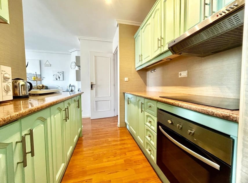 2 soveværelse Villa til salg i La Siesta med garage - € 215.000 (Ref: 9618200)