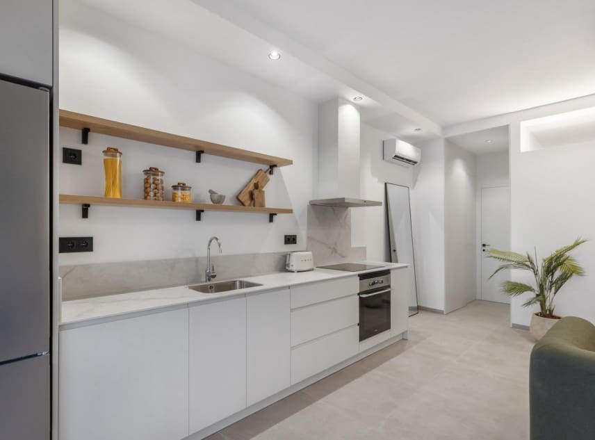 Apartamento de 1 habitación en Torrevieja en venta - 168.000 € (Ref: 9618543)