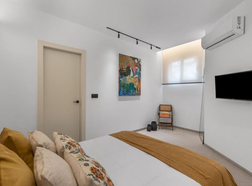 Apartamento de 1 habitación en Torrevieja en venta - 168.000 € (Ref: 9618543)