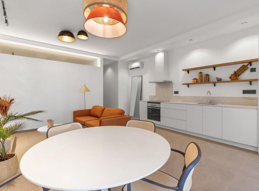 1 bedroom Apartment for sale in Torrevieja - € 168,000 (Ref: 9618543)