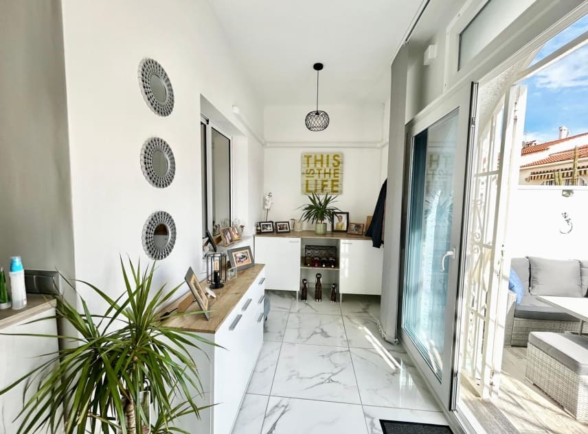 Casa de 3 habitaciones en La Siesta en venta - 155.000 € (Ref: 9672411)