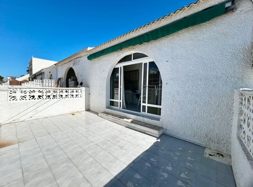 3 bedroom Bungalow for sale in La Siesta - € 112,000 (Ref: 9716575)